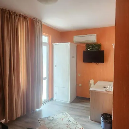 Hotel Family Paros 3*