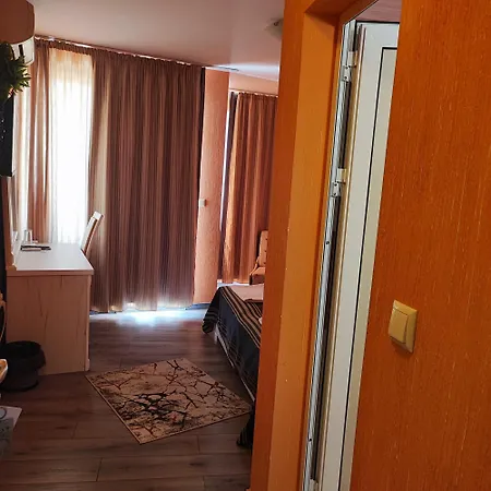 Hotell Family Paros 3*