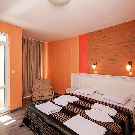 Family Paros ホテル