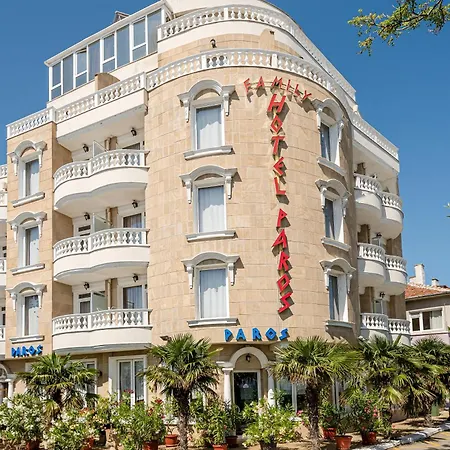 ホテル Family Paros ポモリエ