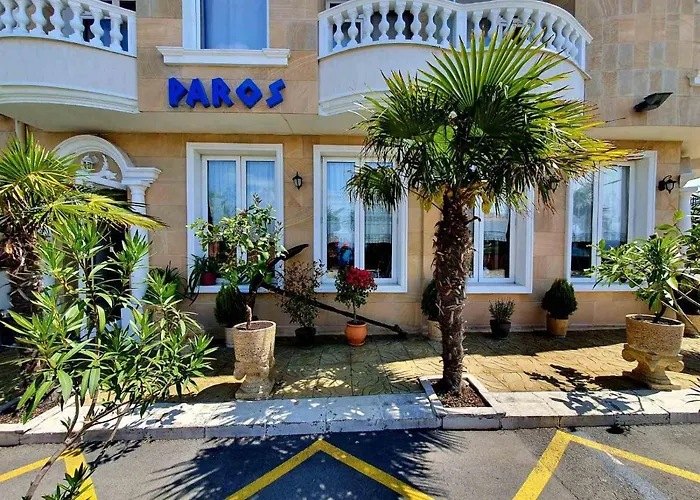 Family Paros 帕莫瑞