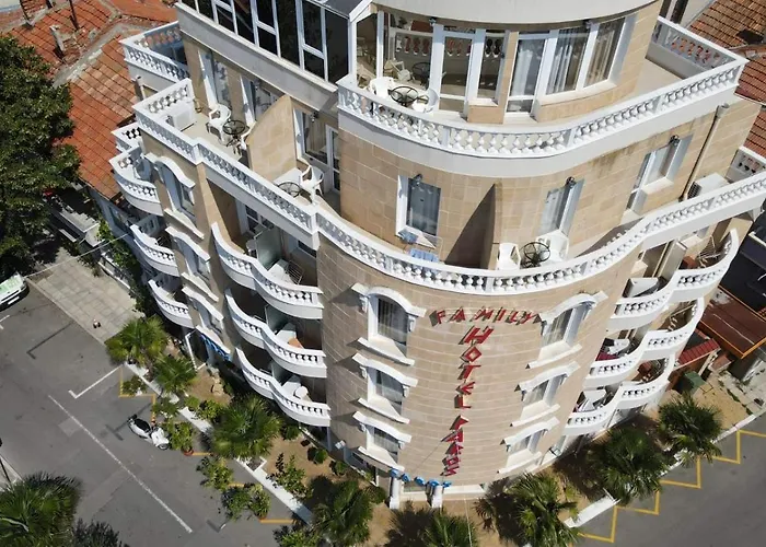 酒店 Family Paros 3*