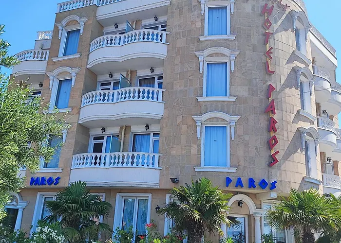 酒店 Family Paros 帕莫瑞