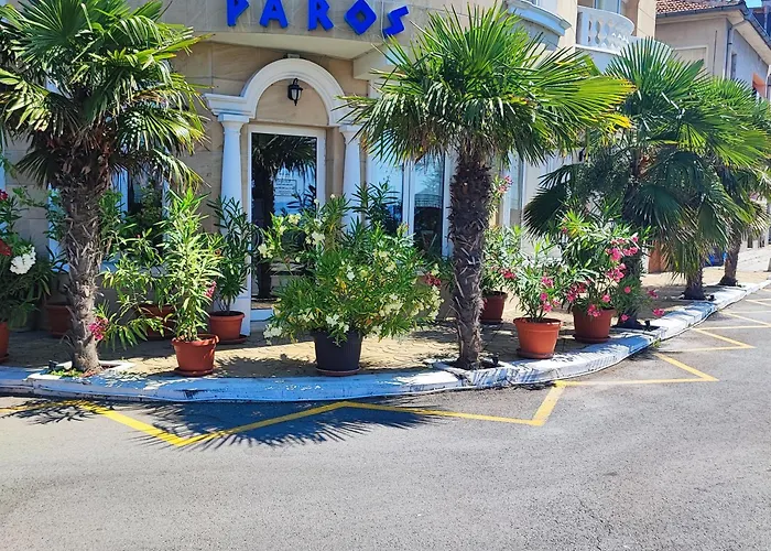 Family Paros 3* 帕莫瑞