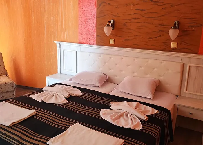 Family Paros 酒店 3*