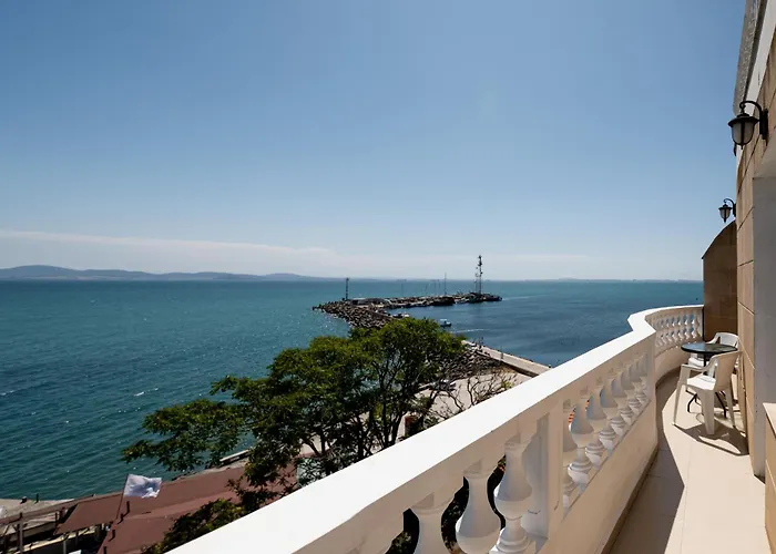 Family Paros 3* 帕莫瑞