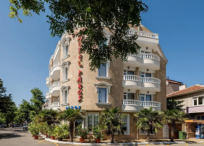 Family Paros 酒店 3*