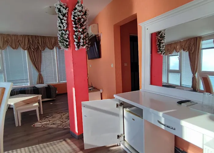 Family Paros 酒店 3*